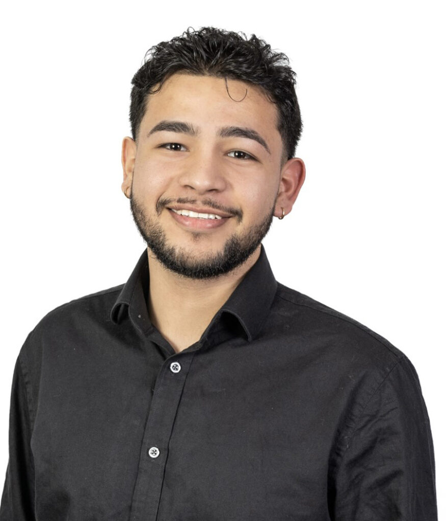 Bryan Alvizures