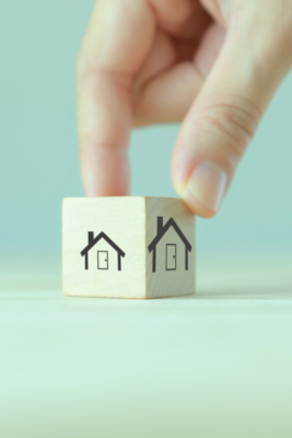 alt="When is it Time to Downsize? blog post